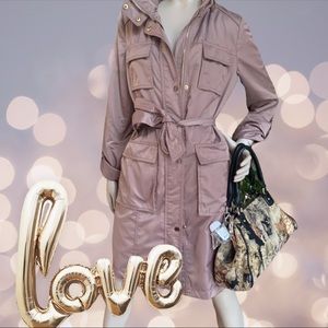 T Tahari bronze/gold 4 Pocket Hooded Raincoat